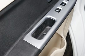 2023款长安凯程 睿行EM80 平顶背掀门2座60kW 41.932kWh