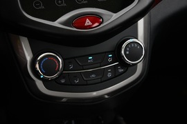 2014款长安新奔奔1.4 IMT尊贵型实拍