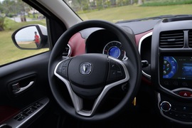 2014款长安新奔奔1.4 IMT尊贵型实拍