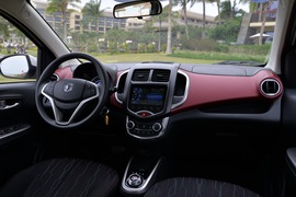 2014款长安新奔奔1.4 IMT尊贵型实拍