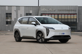 2023款埃安AION Y Plus 70 乐享版