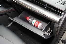 2023款长安欧尚Z6 蓝鲸 1.5T DCT智享型