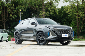 2023款长安欧尚Z6新能源 智电iDD 150KM旗舰PLUS智慧泊车版