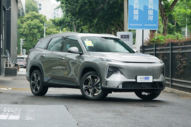 2023款吉利银河L7 1.5T 115km PLUS