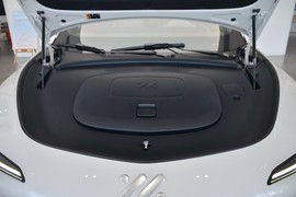 2023款智己LS7 100kWh Lux四驱版