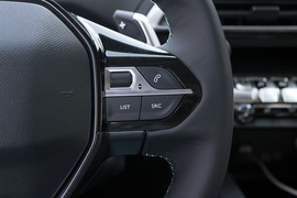 2023款标致4008 360THP 科技版