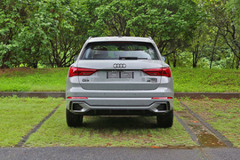 2024款奥迪Q3 45TFSI 上市特别版