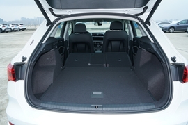 2023款奥迪Q3 35 TFSI 进取动感型（1.5T）