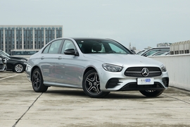 2023款奔驰E 300 时尚型运动版