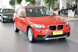 2013款宝马X1 sDrive18i时尚型