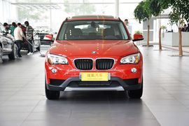 2013款宝马X1 sDrive18i时尚型