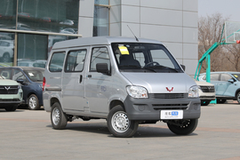 2023款五菱之光 1.5L 实用型 5/7座