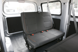 2023款长安凯程睿行M60 1.5L GDI舒适型客车6座