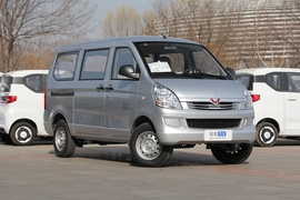 2023款五菱荣光S  1.5L 基本型 5/7座