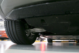 2023款捷尼赛思GV60 双电机四驱高性能旗舰版