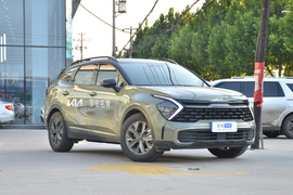 2023款起亚狮铂拓界 2.0L HEV 两驱旗舰版