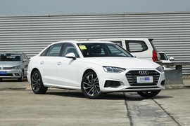 2023款奥迪A4L 40 TFSI 时尚致雅型
