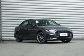 2023款奥迪A4L 40 TFSI quattro 豪华动感型