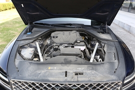 2023款捷尼赛思G80 2.5T后驱豪华版