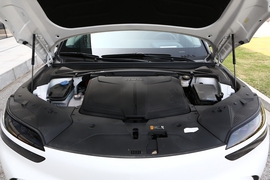 2023款捷尼赛思GV60 双电机四驱旗舰版