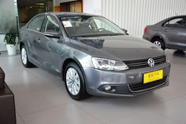 2014款大众速腾1.6L手动舒适型