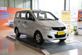 2010款五菱宏光1.2L基本型