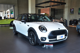 2023款MINI CLUBMAN 1.5T COOPER 经典派 改款