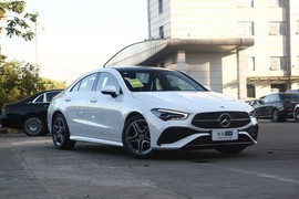 2024款奔驰CLA 200