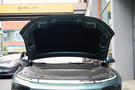 2024款小鹏P7i 550 Max
