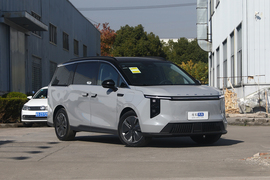 2024款上汽大通MAXUS 大家7 527km 森林长续航版