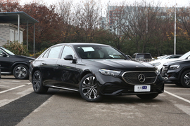2024款奔驰E 300 L 时尚运动型