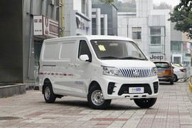 2023款长安睿行EM60 财富版厢式运输车4525车长平顶背掀门2座60kW