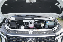 2024款上汽大通MAXUS 新途V80 傲运通 6AMT 短轴超低顶127Ps 5座