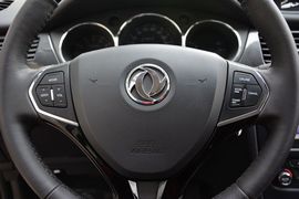 2014款东风风神H30 CROSS 1.5L自动尊逸型