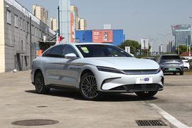 2024款比亚迪汉 EV 荣耀版 506KM前驱尊贵型