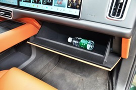 2024款理想L9 Ultra