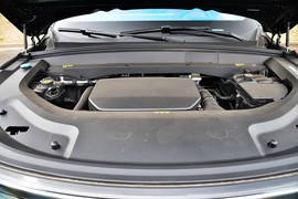 2024款理想L9 Ultra