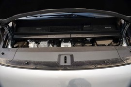 2024款理想MEGA Ultra