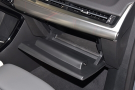 2024款宝马 X2  sDirve 25i M运动套装