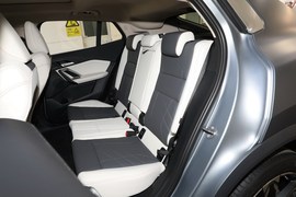 2024款宝马 X2  sDirve 25i M运动套装