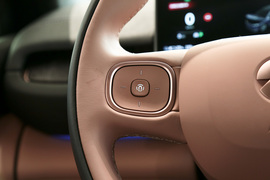 2024款蔚来EC6 75kWh