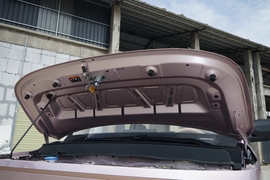 2024款吉利熊猫mini 200km 龙腾PRO版