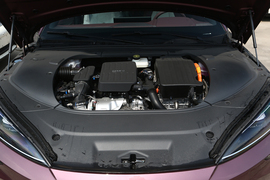 2024款比亚迪海豹 荣耀版 DM-i 1.5T 121km 尊荣型