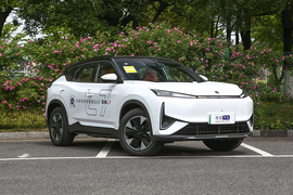 2024款东风风神L7 205 Plus