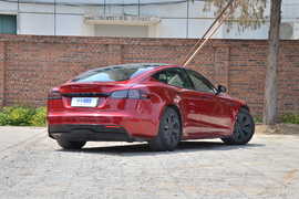 2023款特斯拉Model S 双电机全轮驱动版