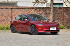 2023款特斯拉Model 3 后轮驱动版