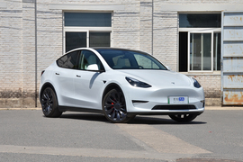 2024款特斯拉Model Y Performance高性能版