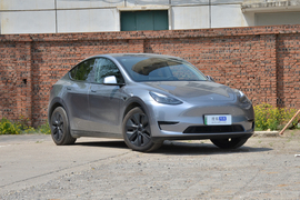 2024款特斯拉Model Y 后轮驱动版