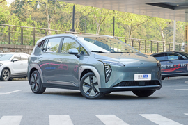 2023款埃安AION Y Plus 610 乐享版 磷酸铁锂