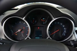 2013款雪佛兰科鲁兹1.8L SE AT